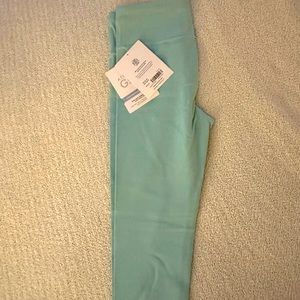 Athleta Girls leggings size XL/14 (brand new with tags)